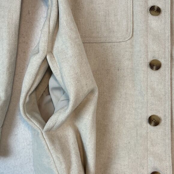 Old Navy Oversized Shacket Women's Sz L Cream Button Up Flannel Jacket Utility - Picture 3 of 7